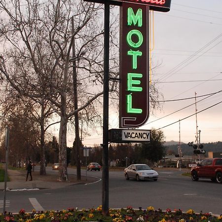 El Bonita Motel St. Helena Extérieur photo