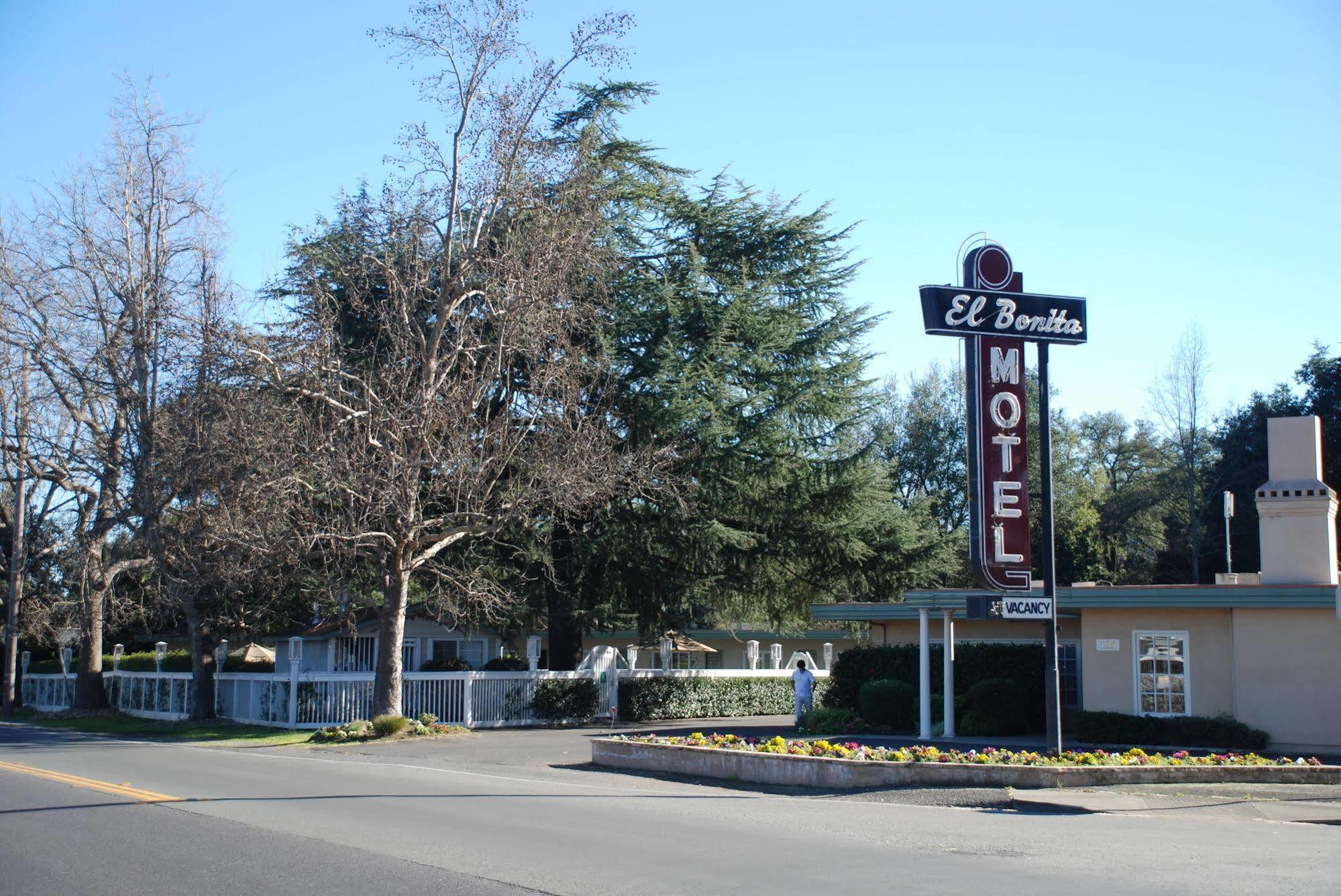 El Bonita Motel St. Helena Extérieur photo